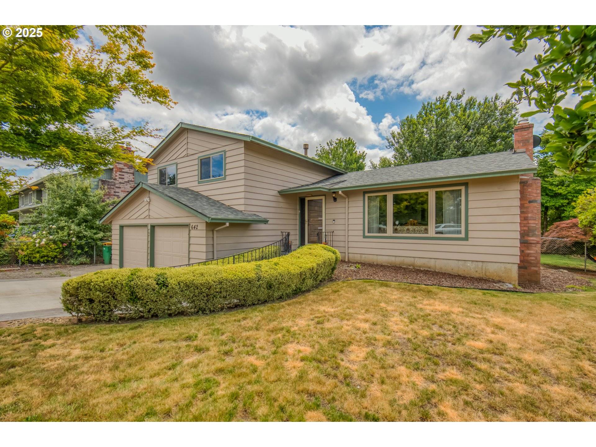 Troutdale, OR 97060,642 SW CHERRY PARK RD