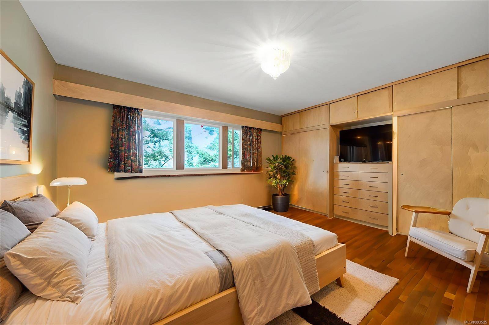 Qualicum Beach, BC V9K 1B4,431 Hall Rd
