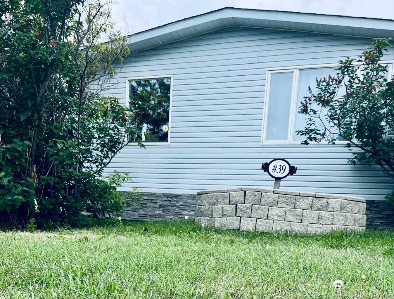 39 Lakeview Crescent, Lac La Biche, AB T0A 2C0