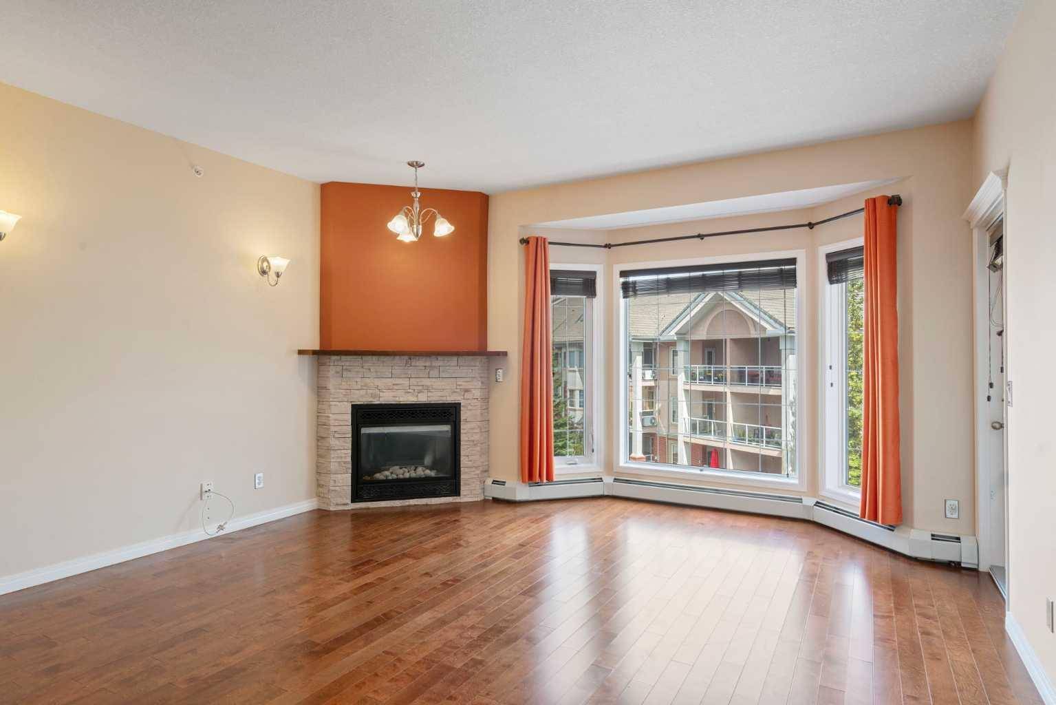 Calgary, AB T3L 2M2,223 Tuscany Springs BLVD NW #347