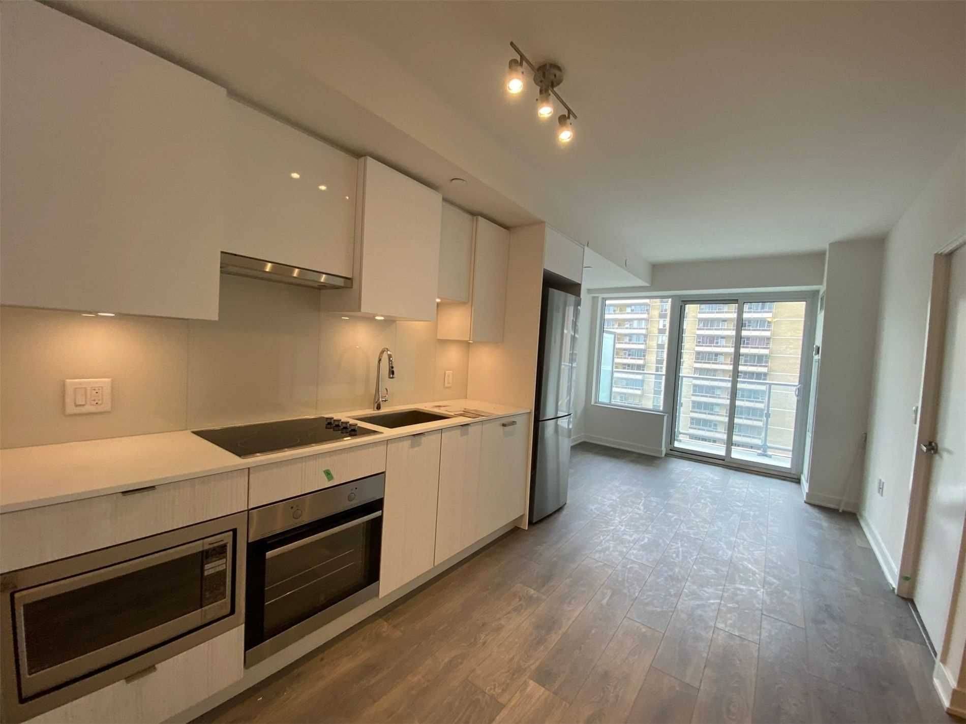 Toronto C10, ON M4P 0E4,195 Redpath AVE #705