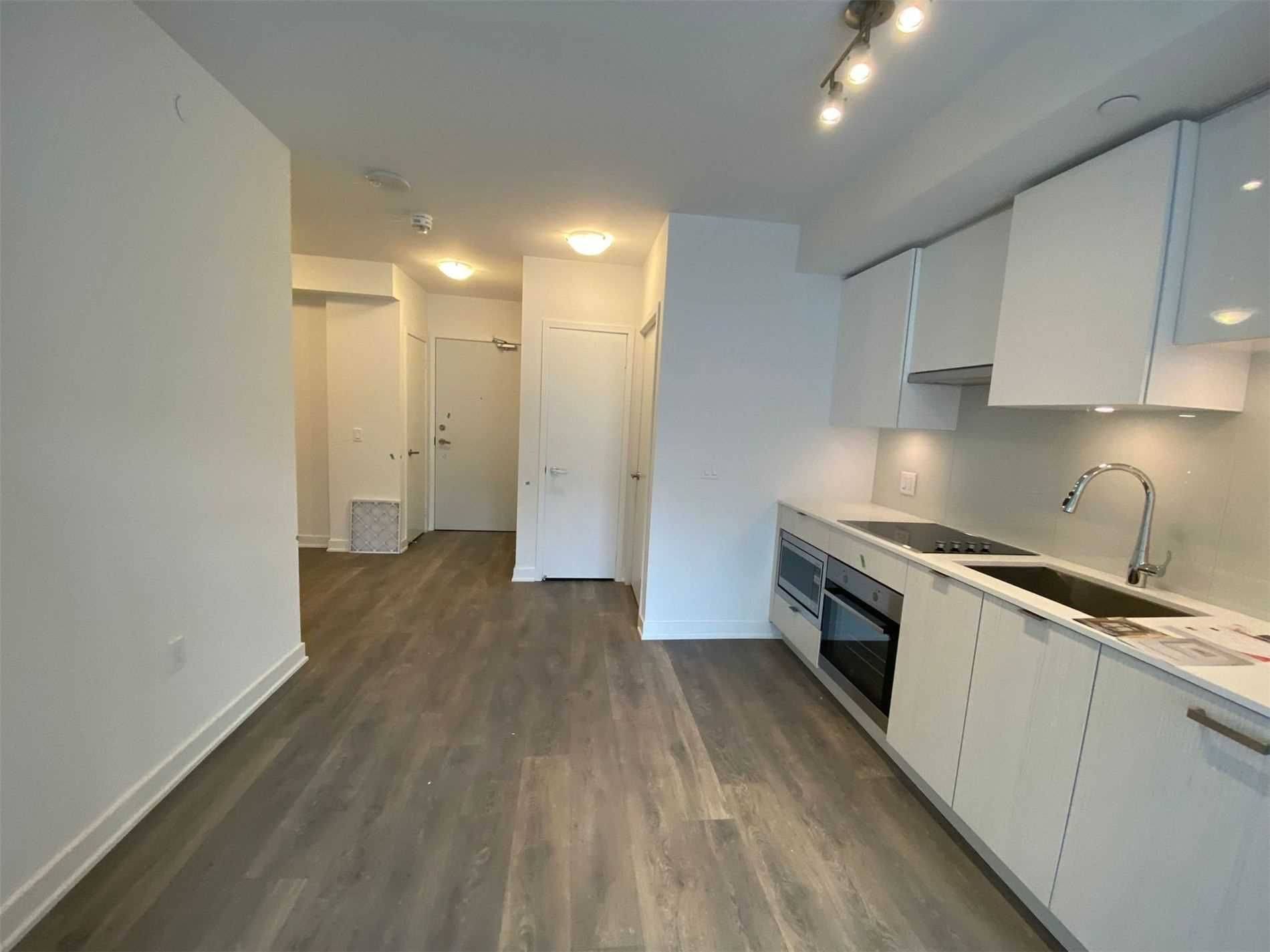 Toronto C10, ON M4P 0E4,195 Redpath AVE #705
