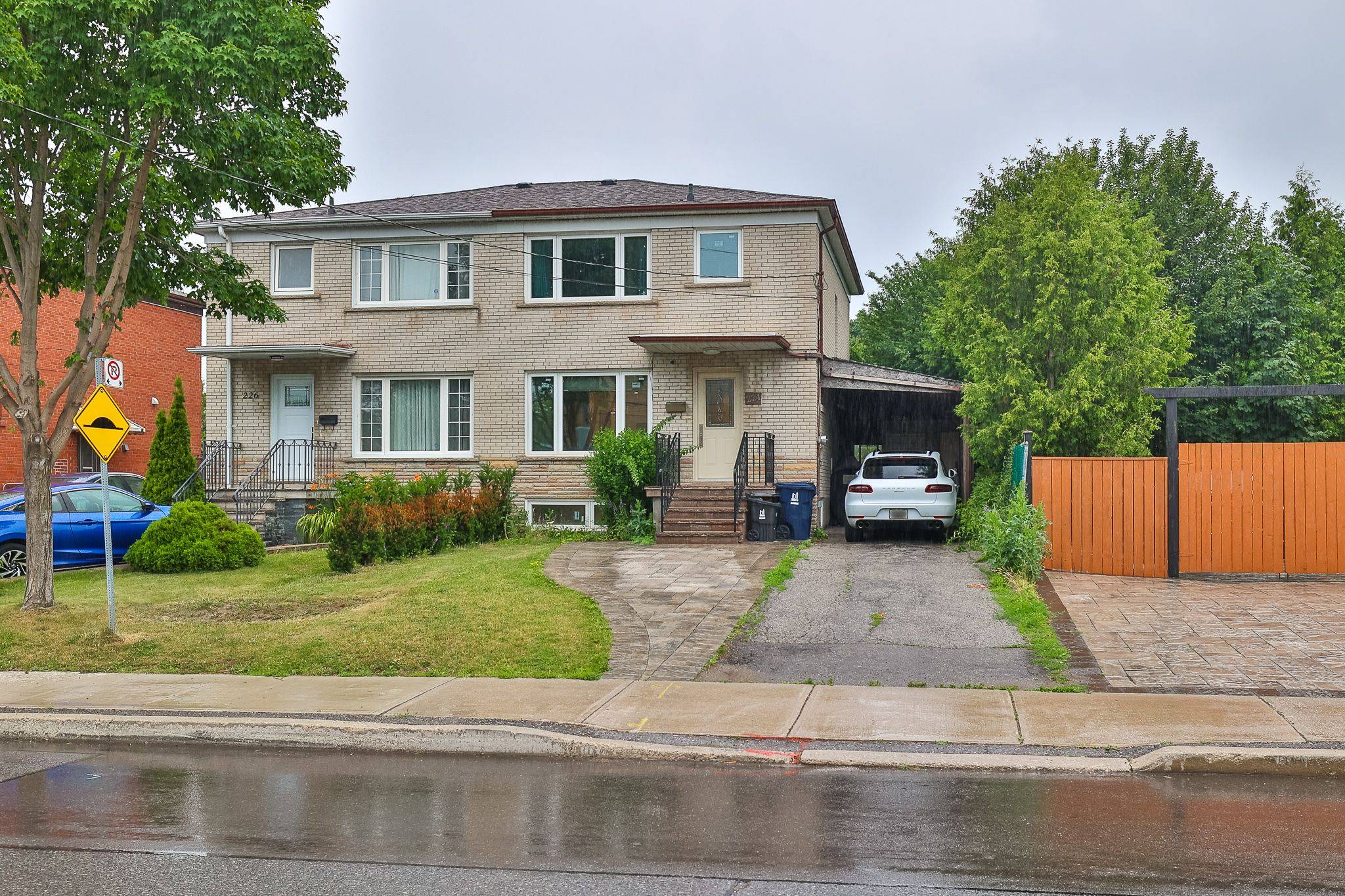224 Overbrook PL, Toronto C06, ON M3H 4R6