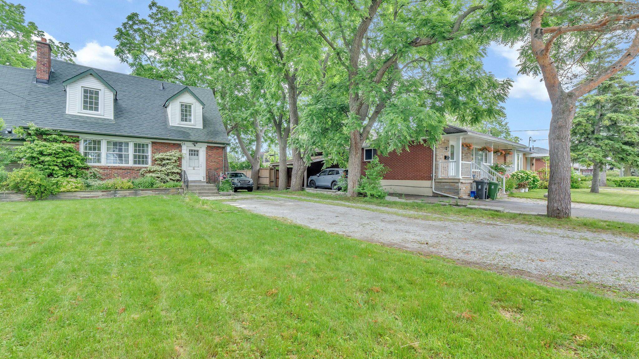 Toronto E08, ON M6S 1C6,51 Morningside AVE