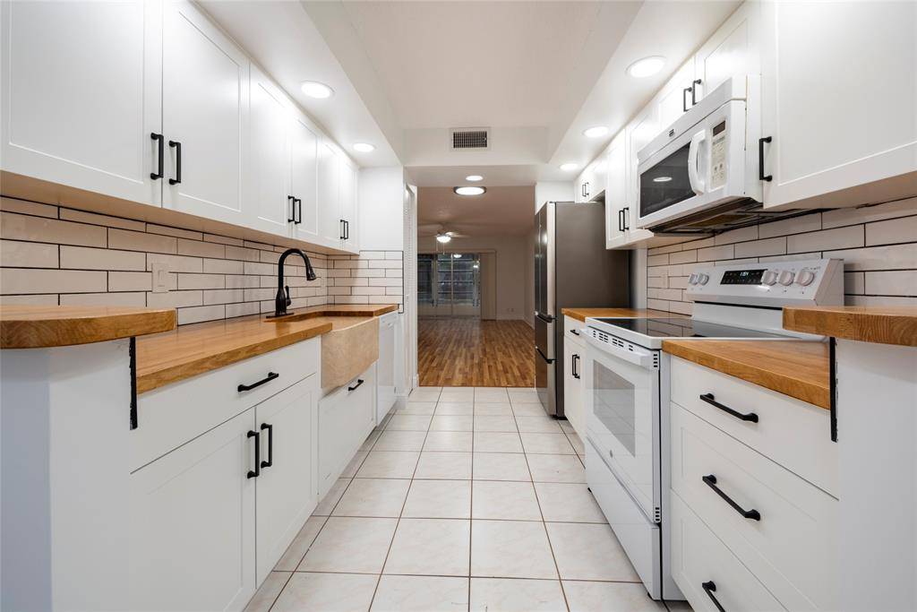 Coconut Creek, FL 33066,1802 Eleuthera Pt #H1