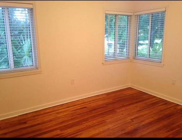 Oakland Park, FL 33334,817 NE 37th St