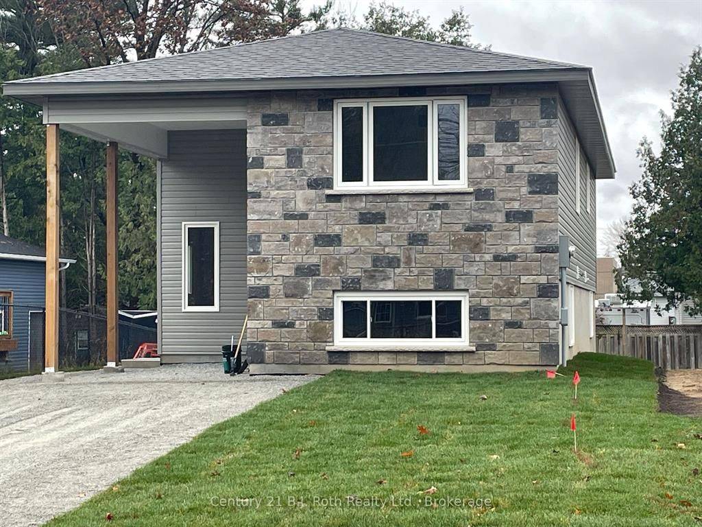 Severn, ON L0K 1G0,3382 Azcona AVE