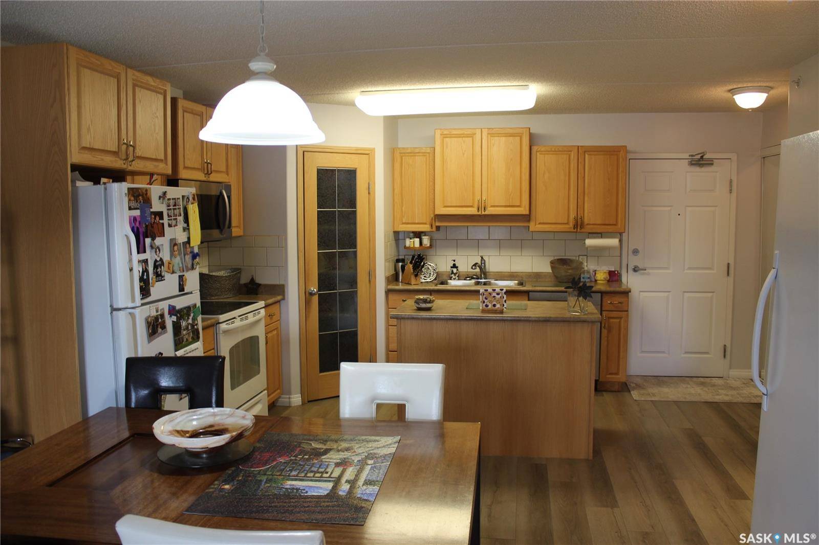 Estevan, SK S4A 2X4,1637 First STREET #206