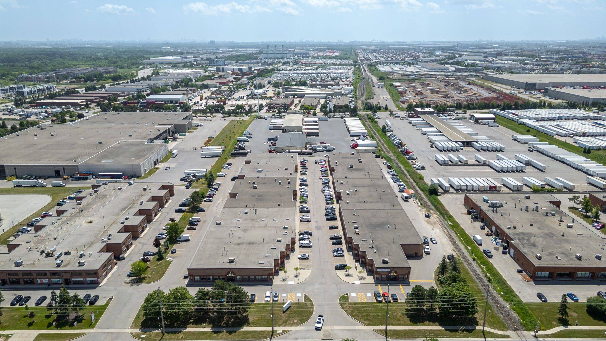Brampton, ON L6S 5T4,2053 Williams Pkwy #37