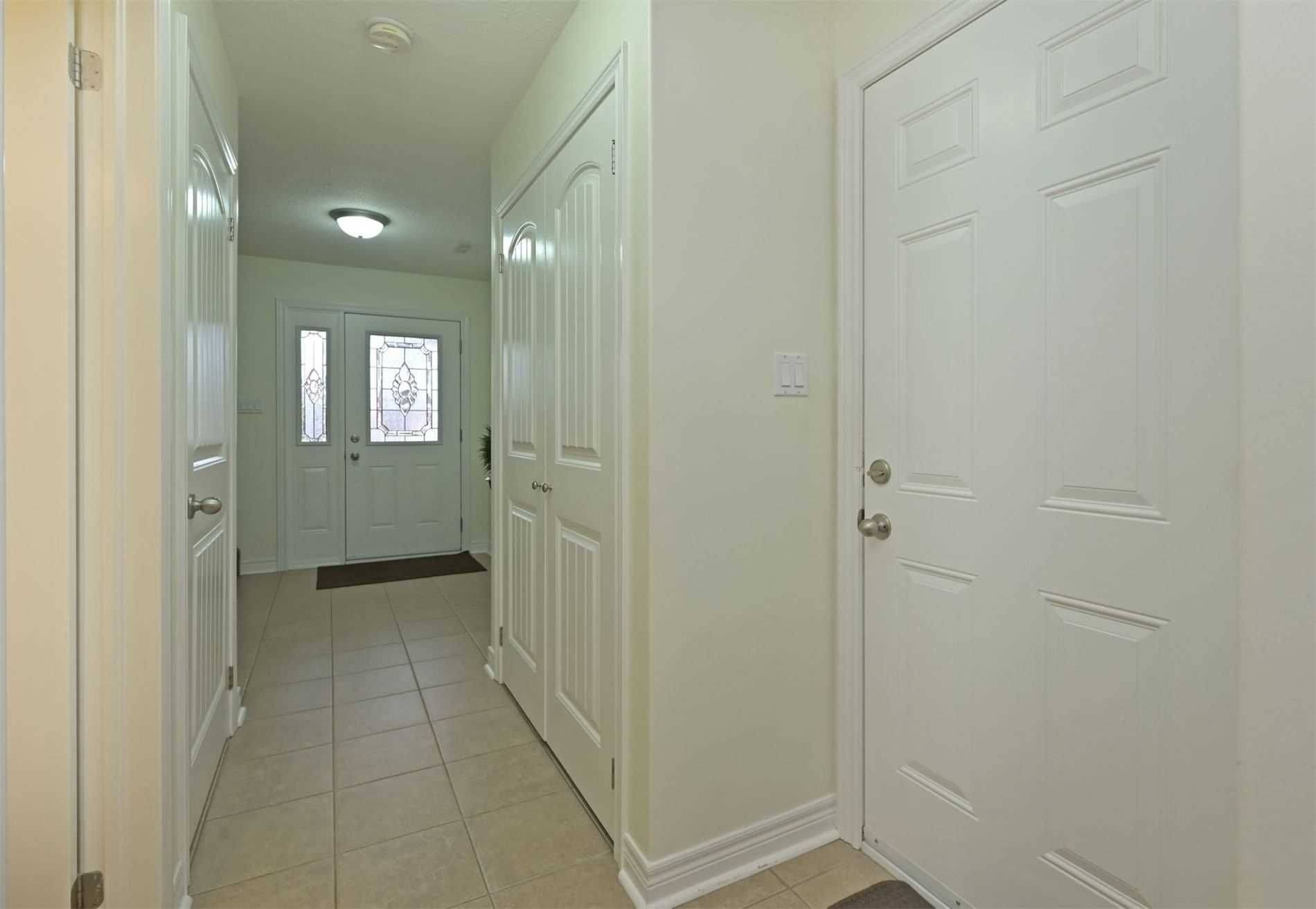 Shelburne, ON L9V 3E2,124 Silk DR