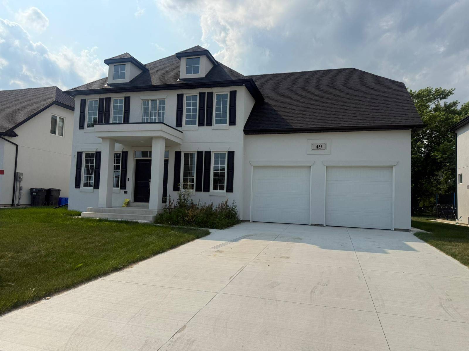 49 Redwood DR, Kingsville, ON N0R 1B0