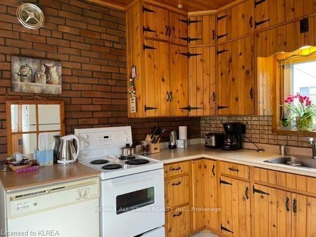 Kawartha Lakes, ON K9V 3R8,23 Francis ST