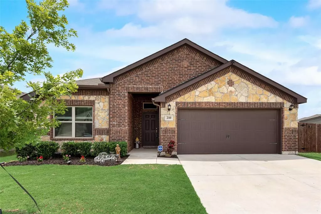 Justin, TX 76247,210 High Point Way