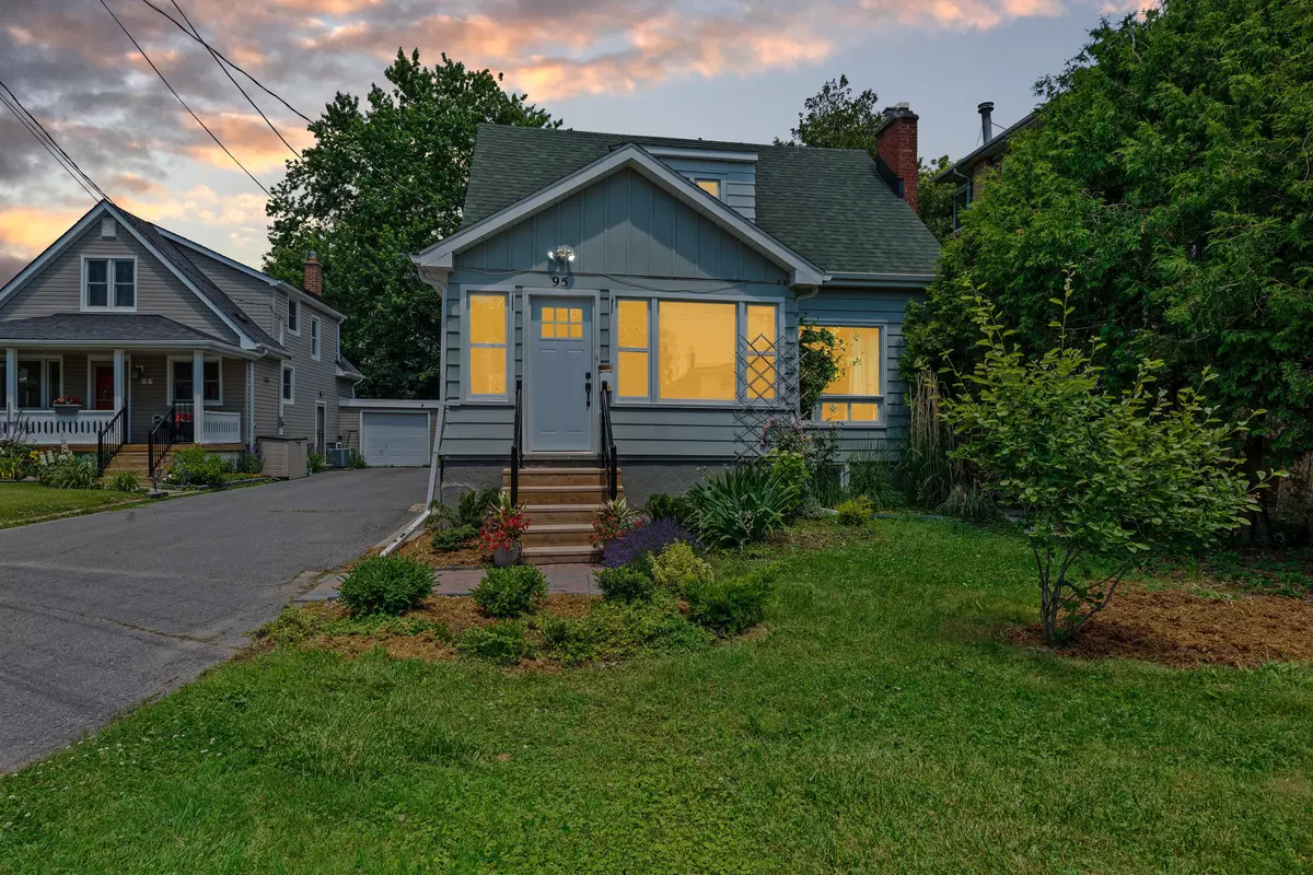 Kingston, ON K7L 1J9,95 PARK ST