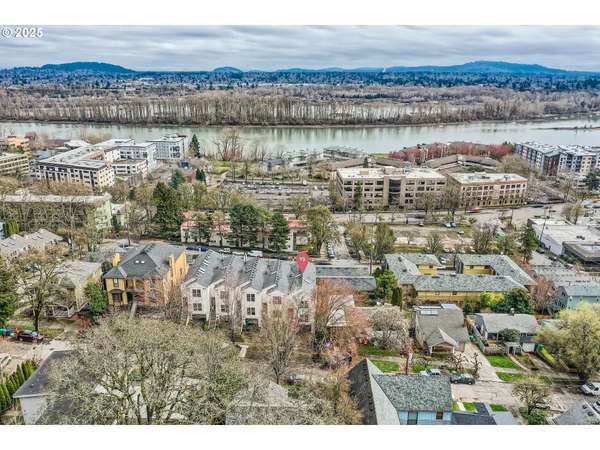 5036 SW VIEW POINT TER, Portland, OR 97239