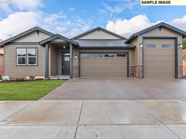 629 NE Alderwood #83, Estacada, OR 97023
