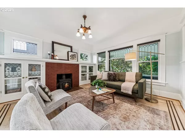 Portland, OR 97214,1719 SE LADD AVE