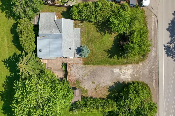Grimsby, ON L3M 4E7,126 Mountain RD