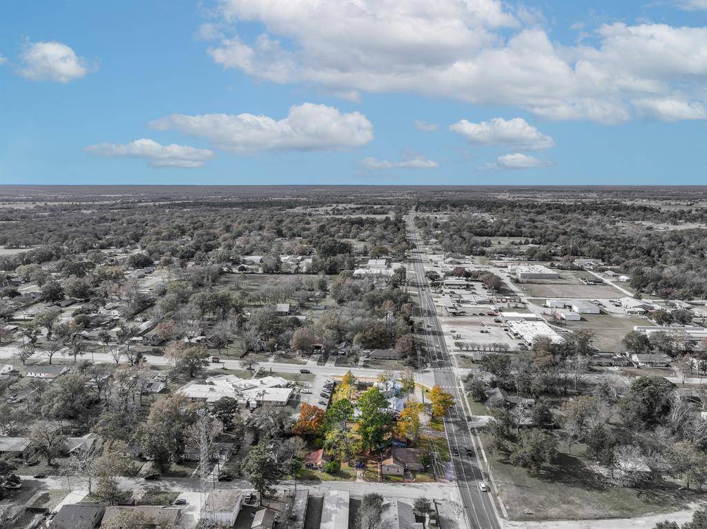 Van, TX 75790,401 W Main Street