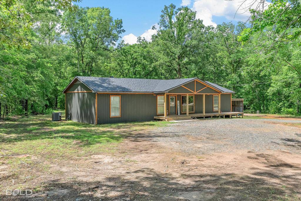 Mooringsport, LA 71060,4382 Circle Square Drive