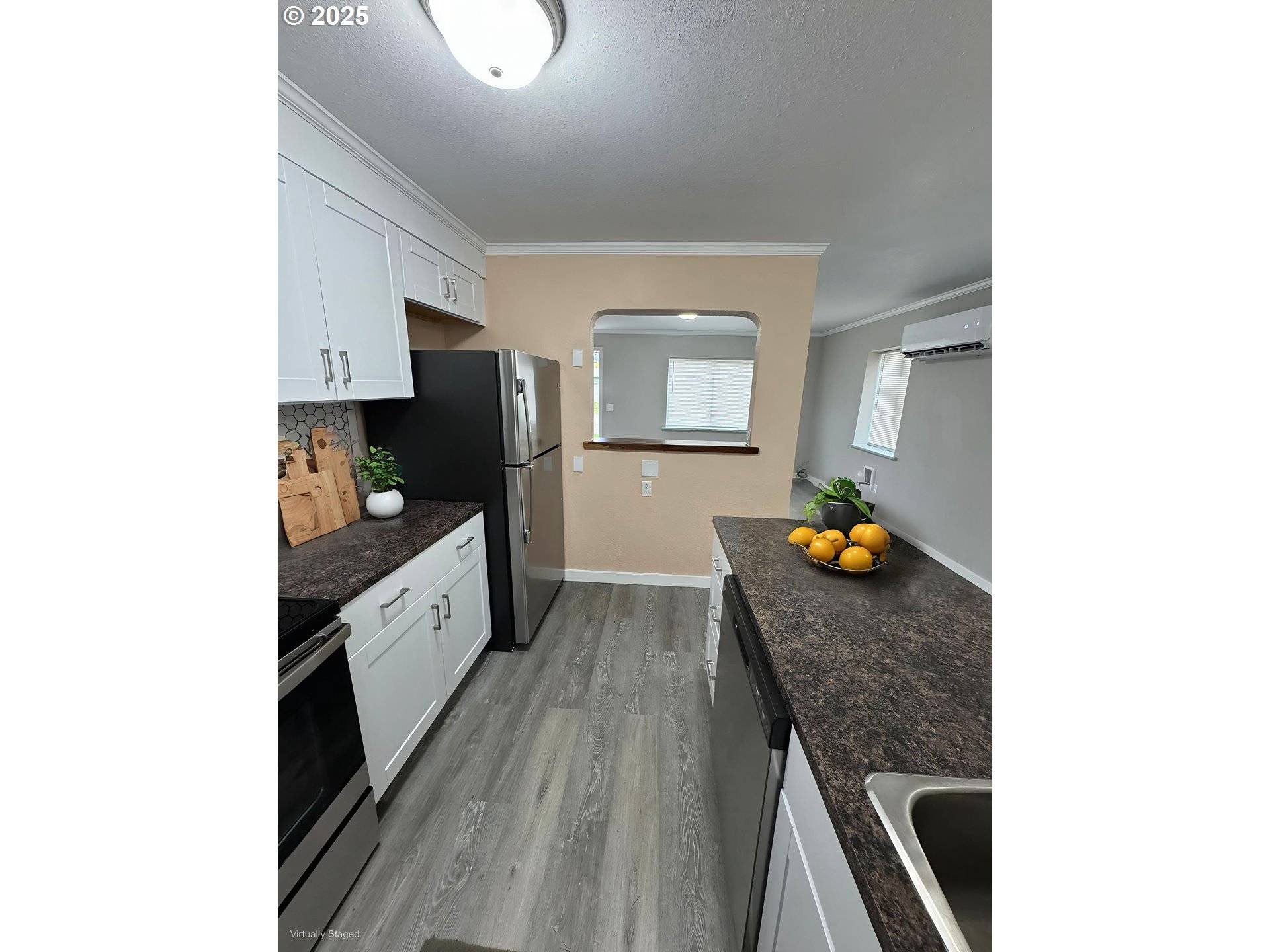 Springfield, OR 97477,550 W N ST