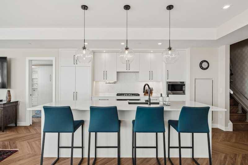 8505 Broadcast AVE SW #717, Calgary, AB T3H 6B5