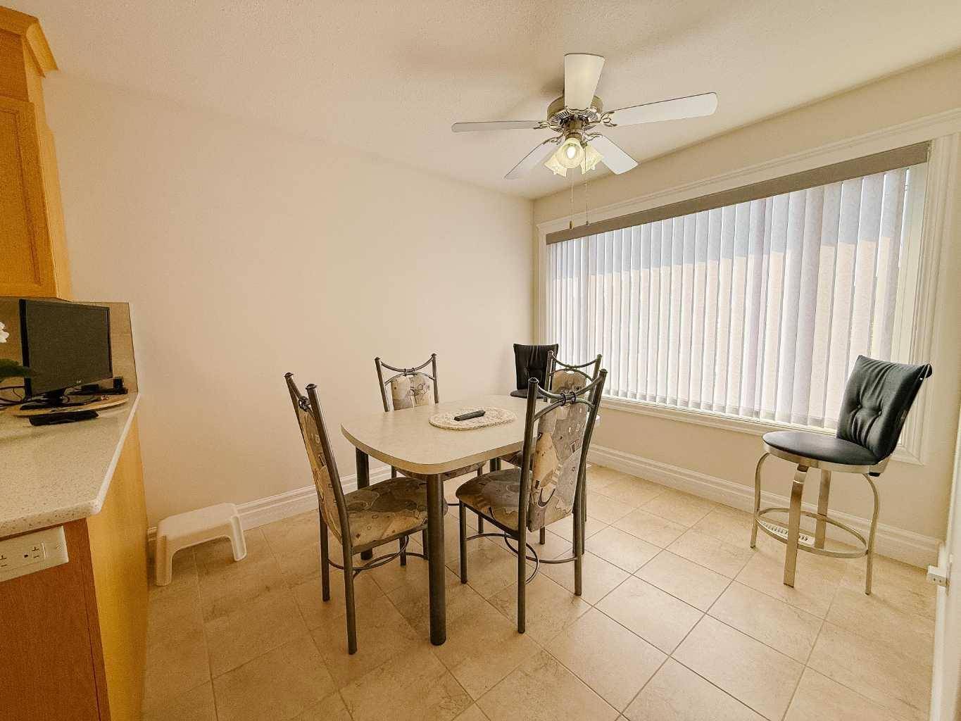 Olds, AB T4H 0C3,14 Vermont Close