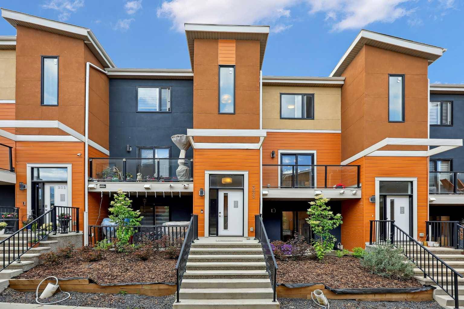 Calgary, AB T3J 1J1,333 Sage Hill CIR NW