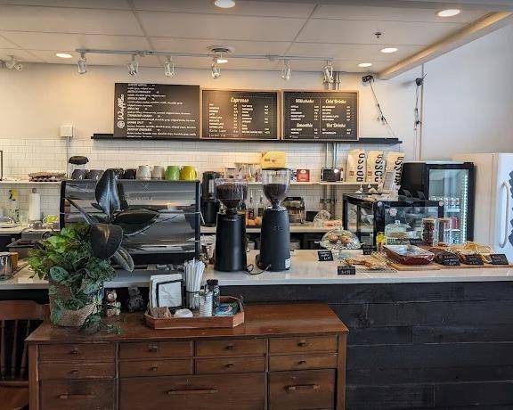 Calgary, AB T3R0K4,0 Royal Vista WAY NW