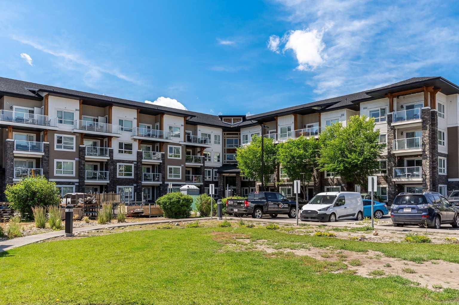 Calgary, AB T3N 0P4,240 SkyView Ranch RD NE #4311