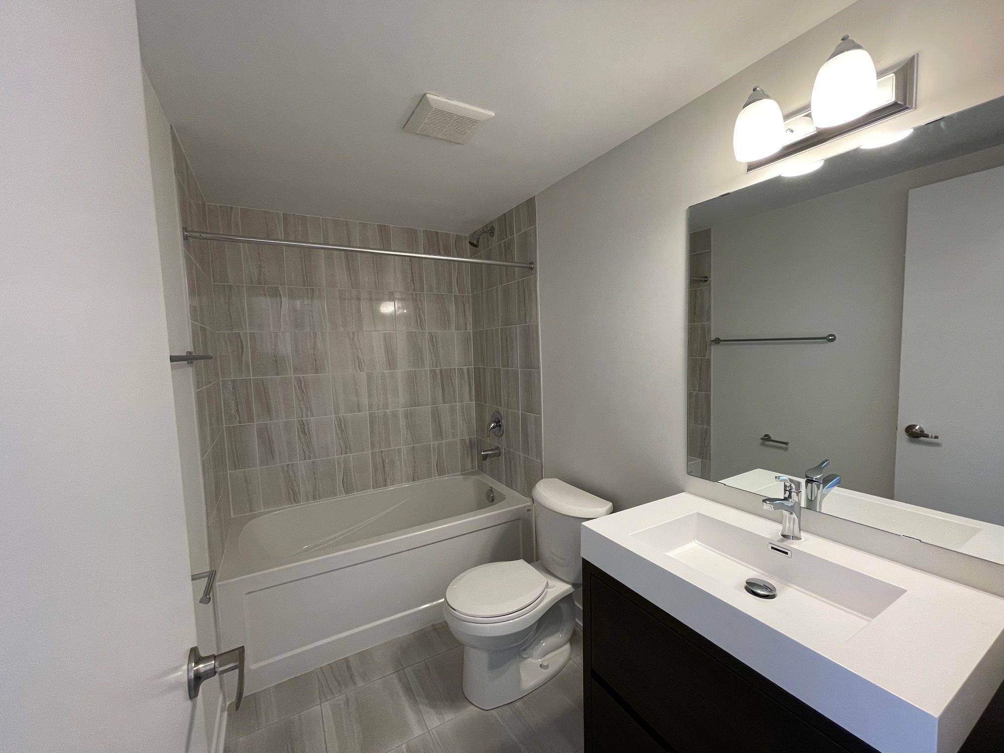 Pickering, ON L1V 0H2,1865 Pickering Pkwy #1003