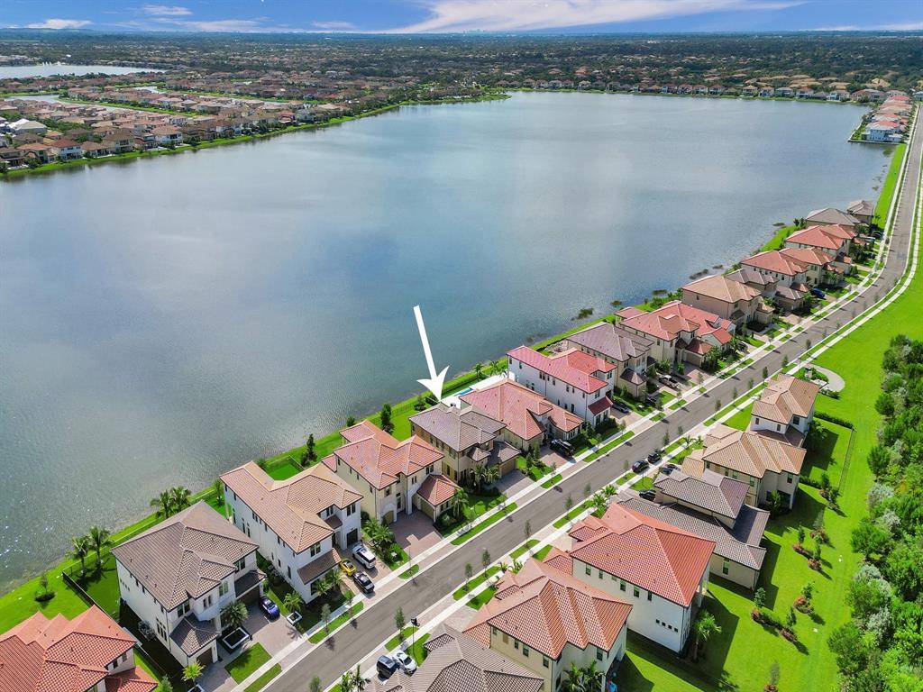 Parkland, FL 33076,9040 W Parkland Bay Trl