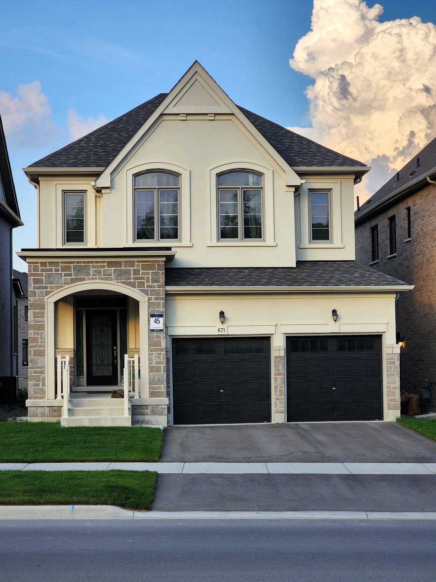 671 Langford BLVD, Bradford West Gwillimbury, ON L3Z 4P4