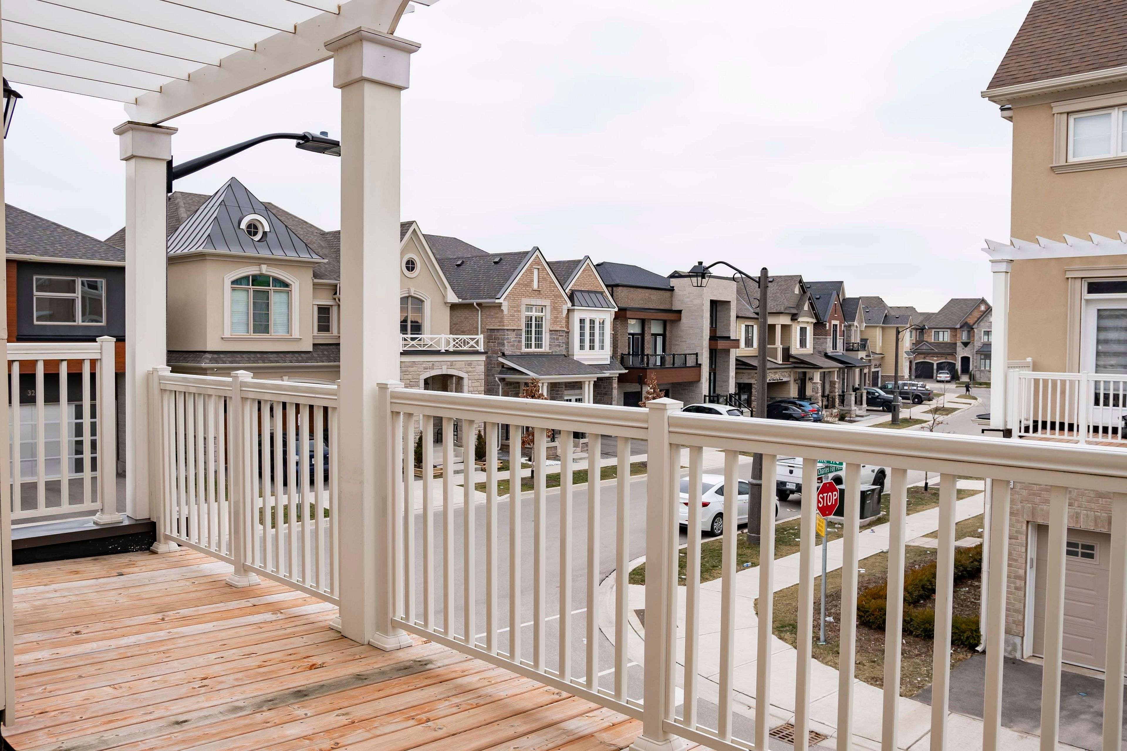 Oakville, ON L6M 1S2,3266 Charles Fay PASS