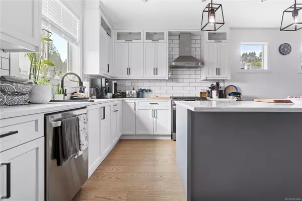 Langford, BC V9C 0K5,3562 Delblush Lane