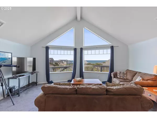 Lincoln City, OR 97367,1768 NW LINCOLN LOOP