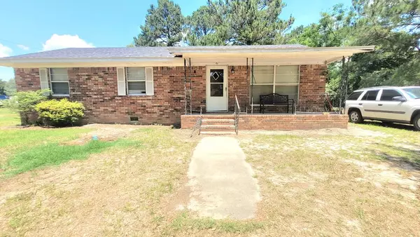 3925 Third Street, Mayesville, SC 29104