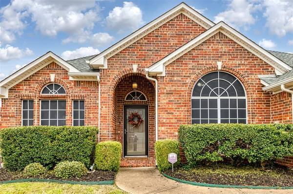 7901 Raton Ridge Lane, Arlington, TX 76002