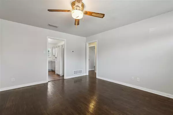 Richland Hills, TX 76118,7107 Oak Park Drive