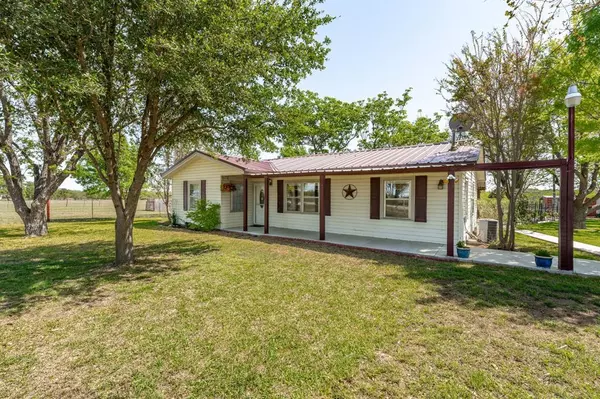 Comanche, TX 76442,800 County Road 322