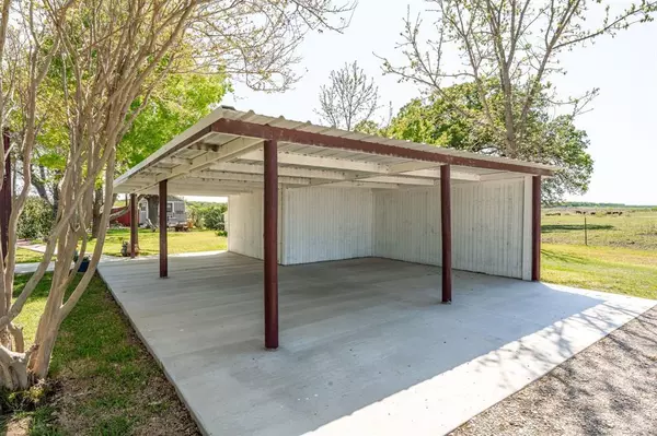 Comanche, TX 76442,800 County Road 322