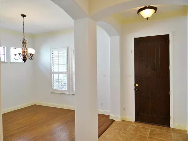 Irving, TX 75039,831 San Clemente