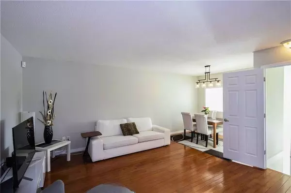 London East, ON N5V 5G6,244 Exmouth CIR