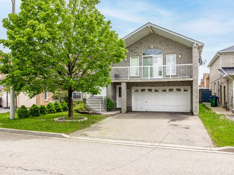 140 Yuile CT #(upper level), Brampton, ON L6Y 5J6