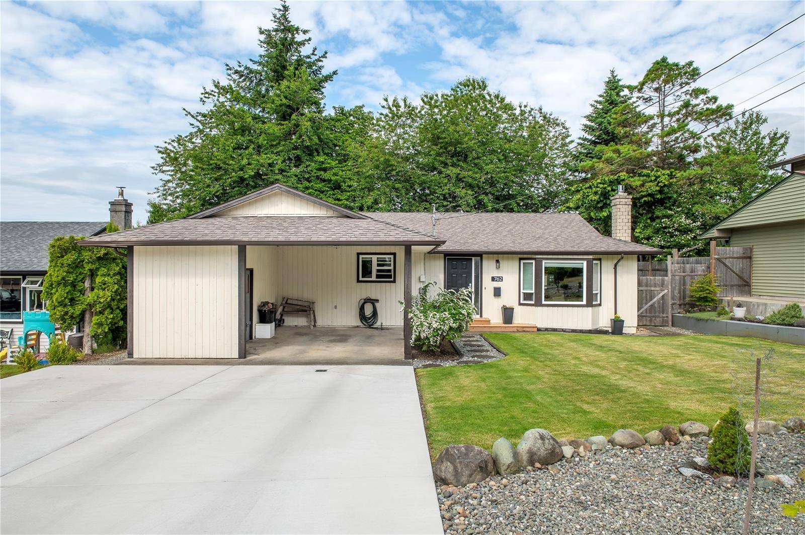 Campbell River, BC V9W 5Z9,762 Christopher Rd