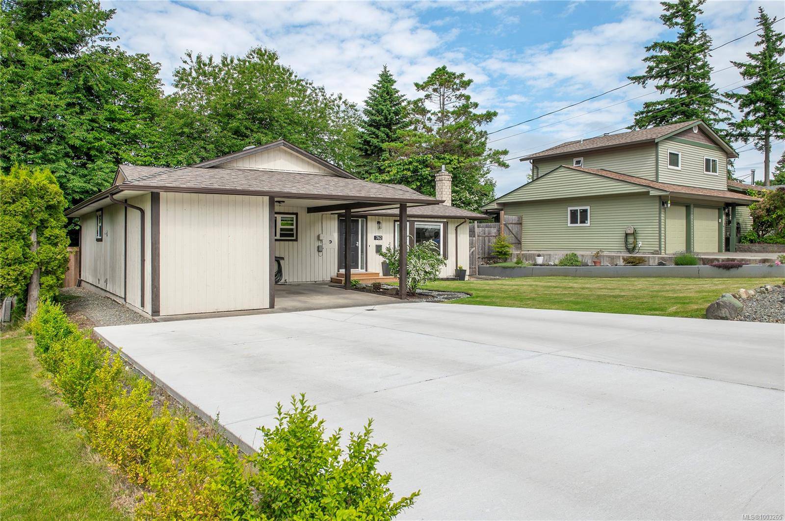 Campbell River, BC V9W 5Z9,762 Christopher Rd