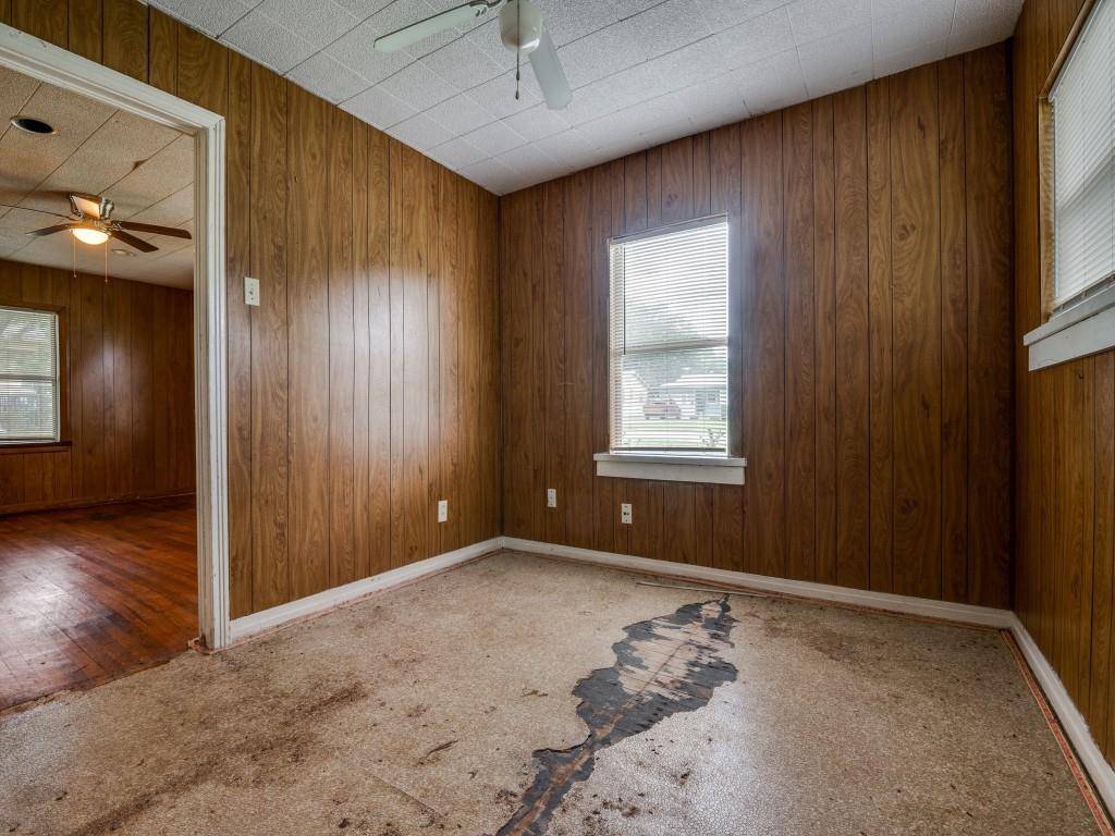 Lancaster, TX 75146,580 W 6th Street