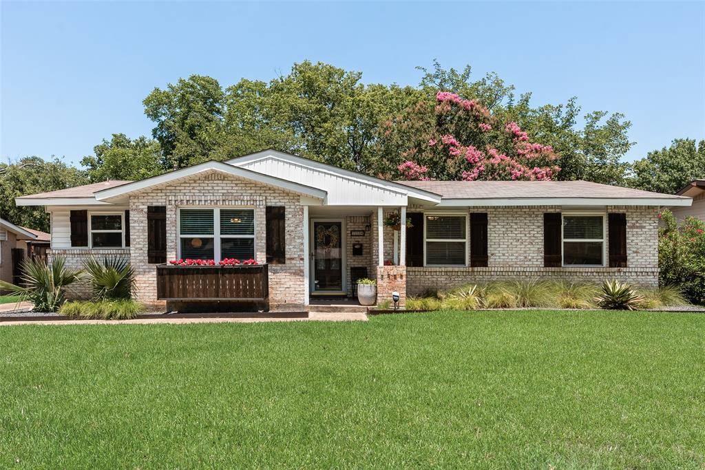 714 Silverstone Drive,  Richardson,  TX 75080