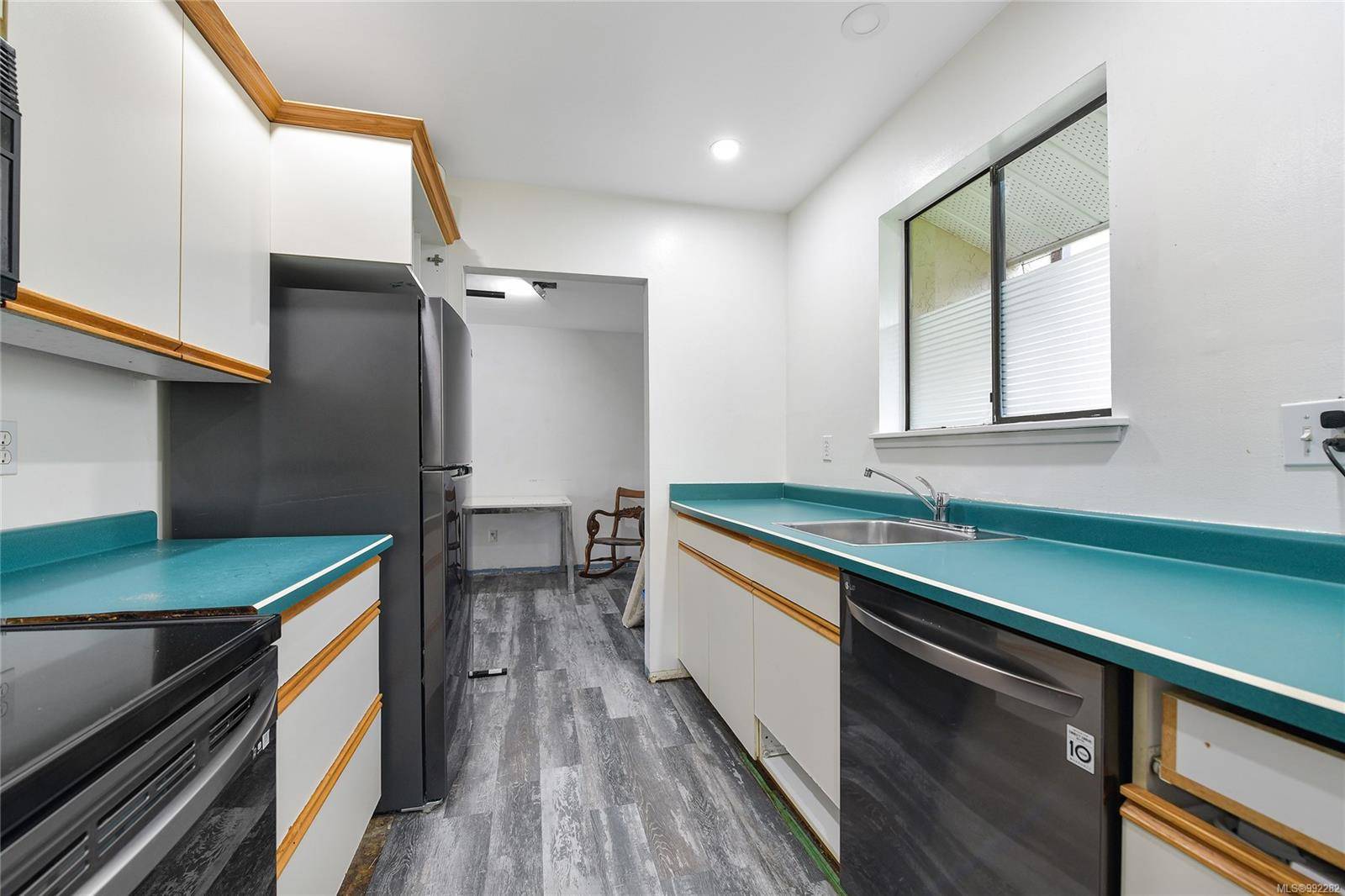 Central Saanich, BC V8M 1L9,7675 East Saanich Rd #17
