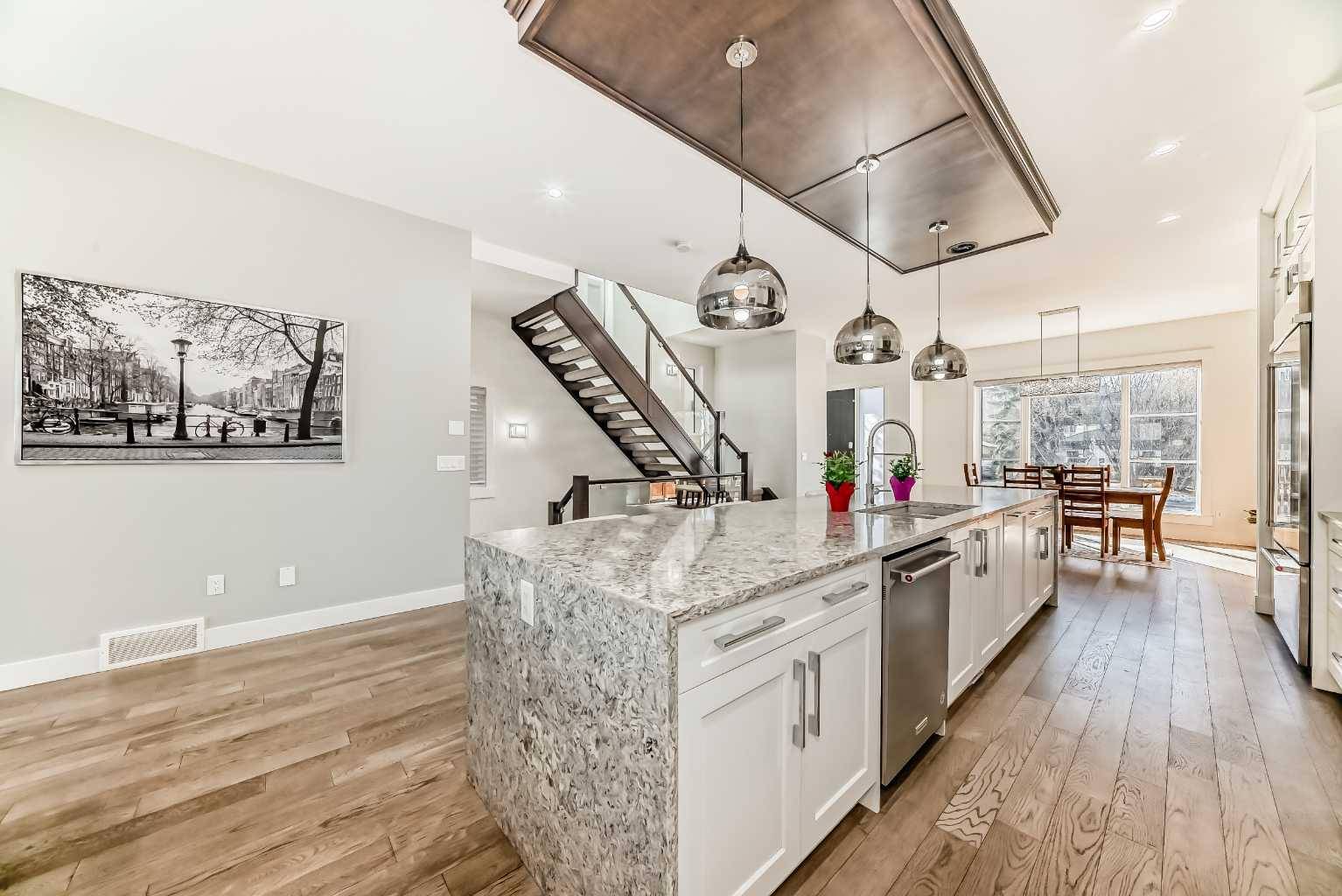 Calgary, AB T2E 1S4,226 21 AVE Northeast